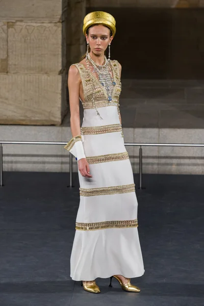 Look 59